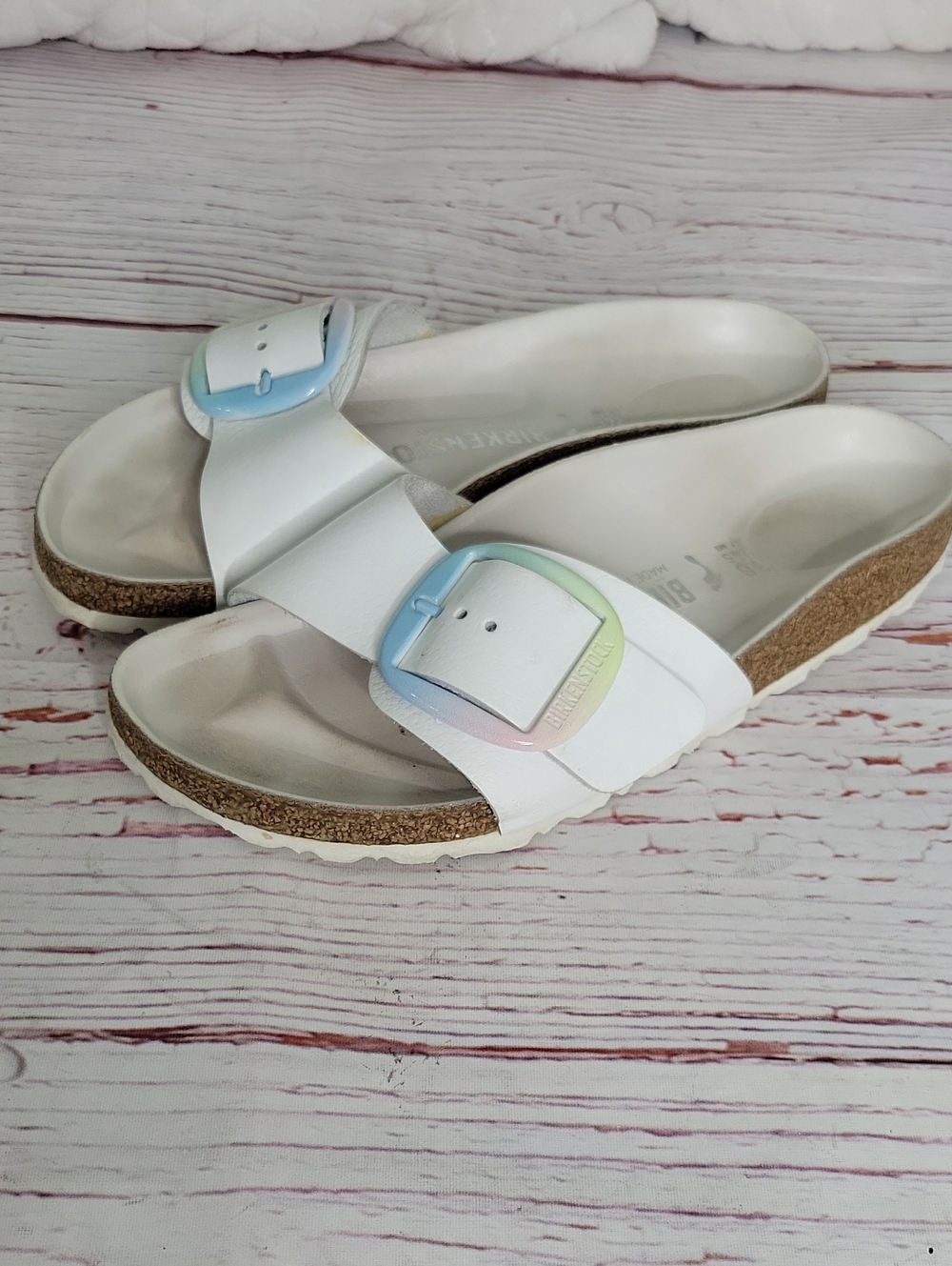 Birkenstock Madrid White Slide Sandal with Iridescent Buckle Size 7.5 - Picture 4 of 9